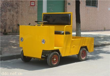  小型平板小货车
